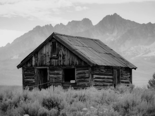 Sawtooth Cabin